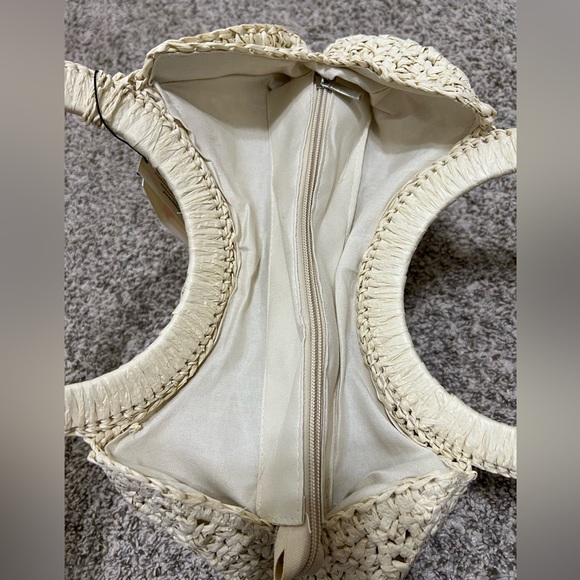 Orchid Love Round Straw Bag with Tassel Detail - Picture 8 of 10